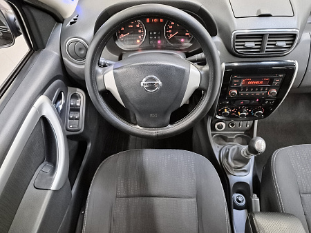 Nissan Terrano 1.6 MT (102 л.с.) 4WD, 2014 Nissan Terrano 1.6 MT (102 л.с.) 4WD, 2014 — купить в Нижнем Новгороде