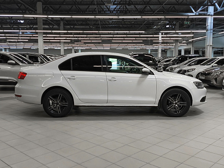 Volkswagen Jetta 1.6 MT (105 л.с.), 2012 — купить в Нижнем Новгороде