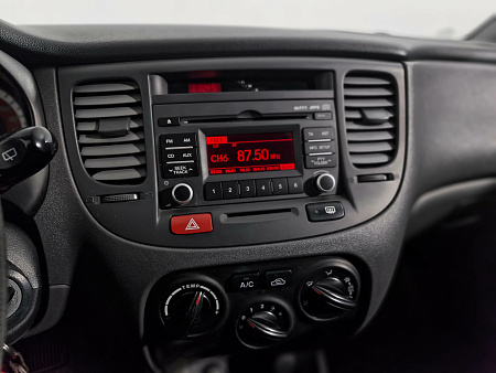 Kia Rio 1.4 AT (95 л.с.), 2011 Kia Rio 1.4 AT (95 л.с.), 2011 — купить в Нижнем Новгороде