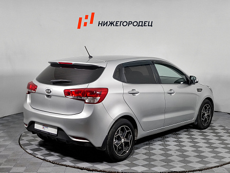 Kia Rio 1.6 AT (123 л.с.), 2015 Kia Rio 1.6 AT (123 л.с.), 2015 — купить в Нижнем Новгороде