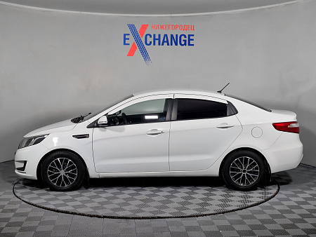 Kia Rio 4-speed 1.6 AT (123 л.с.), 2014 Kia Rio 4-speed 1.6 AT (123 л.с.), 2014 — купить в Нижнем Новгороде