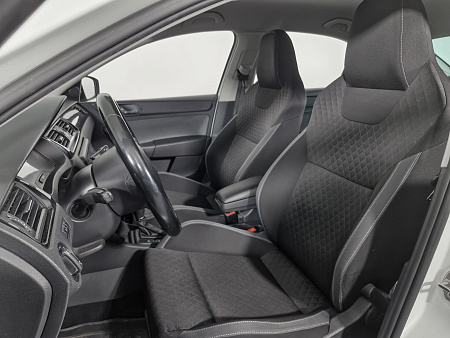 Skoda Rapid 1.6 AT (110 л.с.), 2015 — купить в Нижнем Новгороде