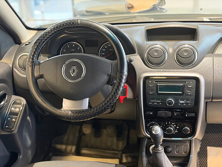 Renault Duster 1.6 MT (102 л.с.) 4WD, 2012 — купить в Нижнем Новгороде