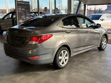 Hyundai Solaris 1.6 MT (123 л.с.), 2011 Hyundai Solaris 1.6 MT (123 л.с.), 2011 — купить в Нижнем Новгороде