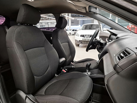 Kia Rio 4-speed 1.6 AT (123 л.с.), 2014 — купить в Нижнем Новгороде