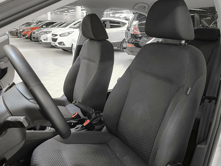 Volkswagen Jetta 1.6 MT (105 л.с.), 2012 — купить в Нижнем Новгороде