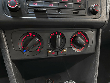 Volkswagen Polo 1.6 AT (105 л.с.), 2014 Volkswagen Polo 1.6 AT (105 л.с.), 2014 — купить в Нижнем Новгороде