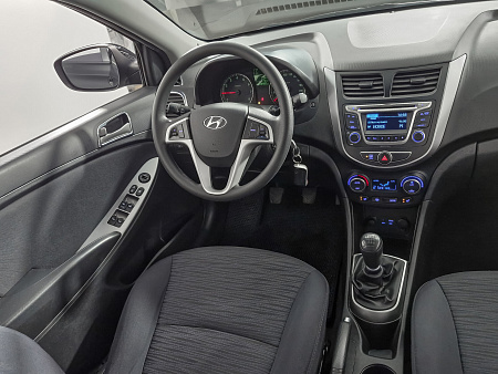 Hyundai Solaris 1.6 MT (123 л.с.), 2016 — купить в Нижнем Новгороде