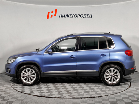 Volkswagen Tiguan 2.0 AT (170 л.с.) 4WD, 2011 Volkswagen Tiguan 2.0 AT (170 л.с.) 4WD, 2011 — купить в Нижнем Новгороде