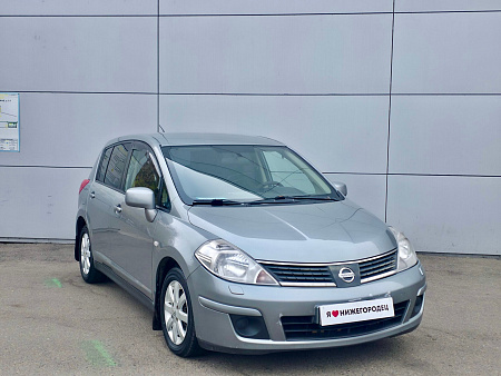 Nissan Tiida 1.6 MT (110 л.с.), 2008 Nissan Tiida 1.6 MT (110 л.с.), 2008 — купить в Нижнем Новгороде