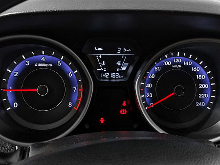 Hyundai Elantra 1.6 MT (132 л.с.), 2015 Hyundai Elantra 1.6 MT (132 л.с.), 2015 — купить в Нижнем Новгороде