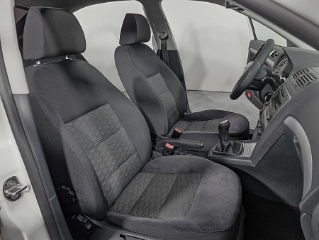 Skoda Octavia 1.6 MT (102 л.с.), 2013 — купить в Нижнем Новгороде