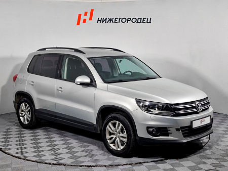 Volkswagen Tiguan 1.4 AMT (150 л.с.), 2012 — купить в Нижнем Новгороде
