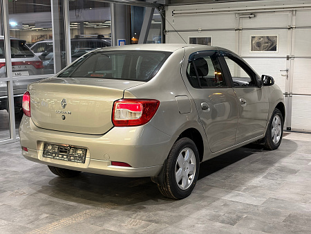 Renault Logan 1.6 MT (82 л.с.), 2018 Renault Logan 1.6 MT (82 л.с.), 2018 — купить в Нижнем Новгороде