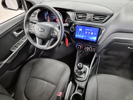 Kia Rio 6-speed 1.6 MT (123 л.с.), 2015 — купить в Нижнем Новгороде