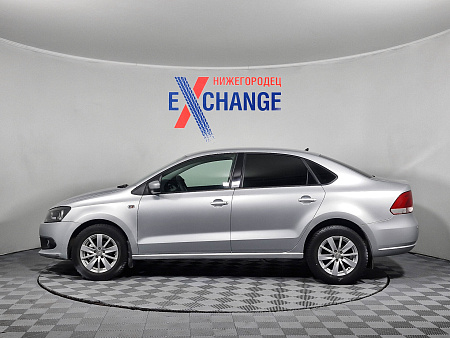 Volkswagen Polo 1.6 AT (105 л.с.), 2013 — купить в Нижнем Новгороде