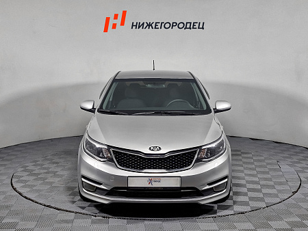 Kia Rio 1.6 AT (123 л.с.), 2015 Kia Rio 1.6 AT (123 л.с.), 2015 — купить в Нижнем Новгороде