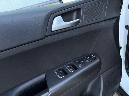 Kia Sportage 2.0 AT (150 л.с.), 2018 — купить в Нижнем Новгороде