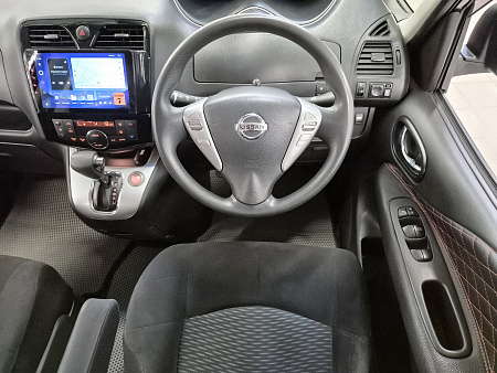 Nissan Serena 2.0hyb CVT (147 л.с.), 2015 — купить в Нижнем Новгороде
