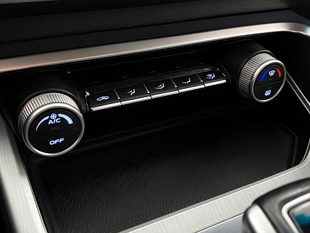 Geely Coolray 1.5 AMT (150 л.с.), 2022 — купить в Нижнем Новгороде