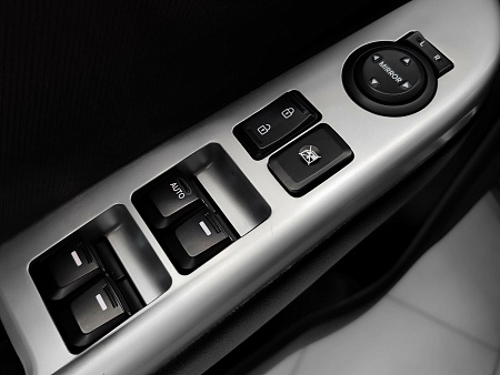 Kia Rio 4-speed 1.6 AT (123 л.с.), 2014 — купить в Нижнем Новгороде