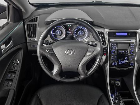 Hyundai Sonata 2.0 AT (150 л.с.), 2011 Hyundai Sonata 2.0 AT (150 л.с.), 2011 — купить в Нижнем Новгороде
