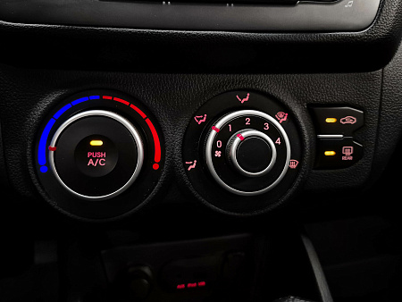 Kia Rio 4-speed 1.6 AT (123 л.с.), 2014 — купить в Нижнем Новгороде
