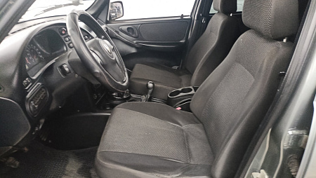 Chevrolet Niva 1.7 MT (80 л.с.) 4WD, 2013 Chevrolet Niva 1.7 MT (80 л.с.) 4WD, 2013 — купить в Нижнем Новгороде
