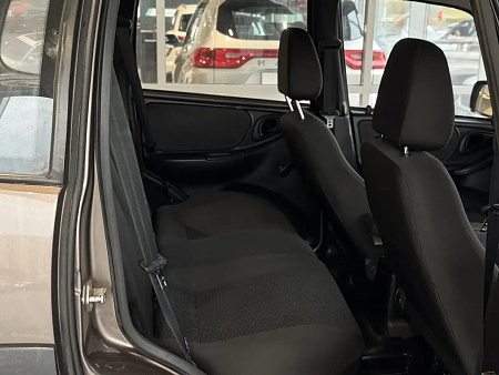 Chevrolet Niva 1.7 MT (80 л.с.) 4WD, 2013 Chevrolet Niva 1.7 MT (80 л.с.) 4WD, 2013 — купить в Нижнем Новгороде