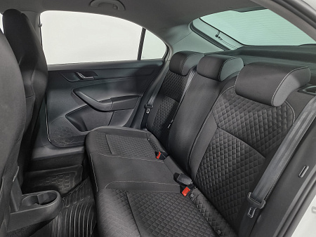Skoda Rapid 1.6 AT (110 л.с.), 2015 — купить в Нижнем Новгороде