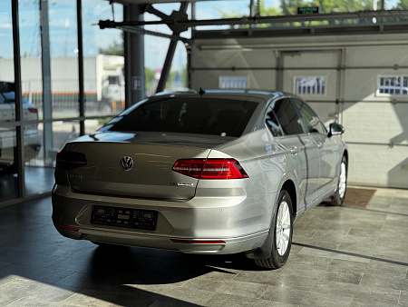 Volkswagen Passat 1.4 AMT (150 л.с.), 2017 Volkswagen Passat 1.4 AMT (150 л.с.), 2017 — купить в Нижнем Новгороде