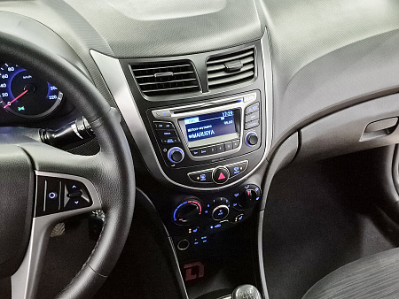 Hyundai Solaris 1.6 MT (123 л.с.), 2015 — купить в Нижнем Новгороде