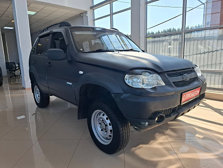 Chevrolet Niva 1.7 MT (80 л.с.) 4WD, 2011 Chevrolet Niva 1.7 MT (80 л.с.) 4WD, 2011 — купить в Нижнем Новгороде