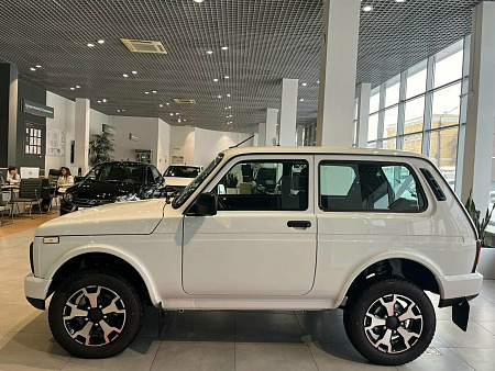 Lada (Ваз) Niva Legend 1.8 MT (90 л.с.) 4WD, 2026 Lada (Ваз) Niva Legend 1.8 MT (90 л.с.) 4WD, 2026 — купить в Нижнем Новгороде