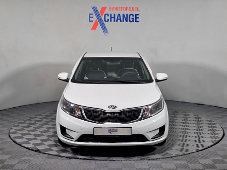 Kia Rio 4-speed 1.6 AT (123 л.с.), 2014 Kia Rio 4-speed 1.6 AT (123 л.с.), 2014 — купить в Нижнем Новгороде