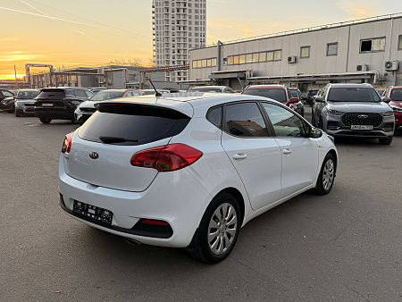 Kia Ceed 1.6 MT (129 л.с.), 2013 Kia Ceed 1.6 MT (129 л.с.), 2013 — купить в Нижнем Новгороде