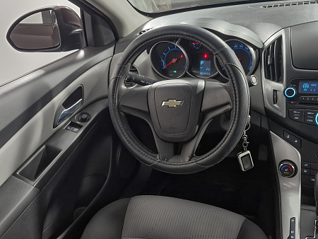 Chevrolet Cruze 1.6 AT (109 л.с.), 2014 — купить в Нижнем Новгороде
