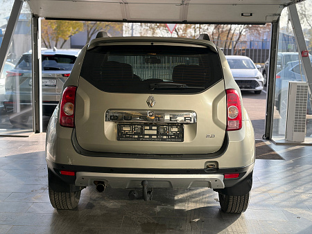 Renault Duster 2.0 AT (135 л.с.), 2014 — купить в Нижнем Новгороде