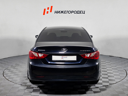 Hyundai Sonata 2.0 AT (150 л.с.), 2011 Hyundai Sonata 2.0 AT (150 л.с.), 2011 — купить в Нижнем Новгороде