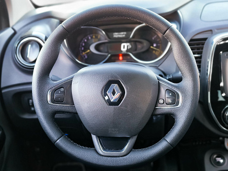 Renault Kaptur 1.6 CVT (114 л.с.), 2016 — купить в Нижнем Новгороде