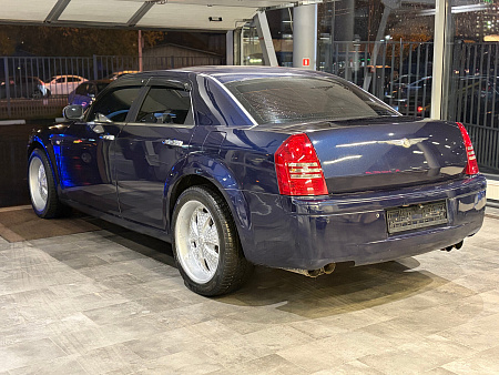 Chrysler 300C 3.5 AT (249 л.с.), 2004 — купить в Нижнем Новгороде