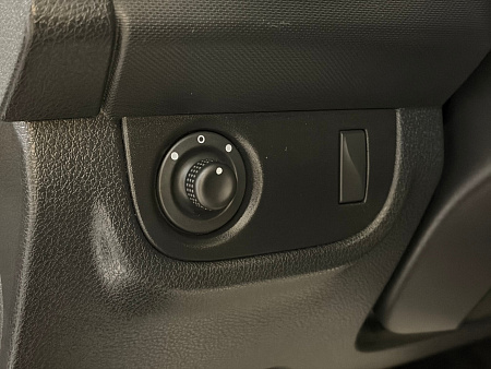 Renault Logan 1.6 MT (82 л.с.), 2018 Renault Logan 1.6 MT (82 л.с.), 2018 — купить в Нижнем Новгороде