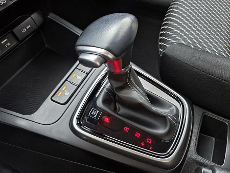 Kia Rio X-Line 1.6 AT (123 л.с.), 2018 Kia Rio X-Line 1.6 AT (123 л.с.), 2018 — купить в Нижнем Новгороде