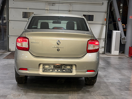 Renault Logan 1.6 MT (82 л.с.), 2018 Renault Logan 1.6 MT (82 л.с.), 2018 — купить в Нижнем Новгороде