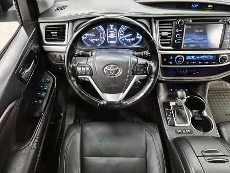 Toyota Highlander 3.5 AT (249 л.с.) 4WD, 2014 Toyota Highlander 3.5 AT (249 л.с.) 4WD, 2014 — купить в Нижнем Новгороде